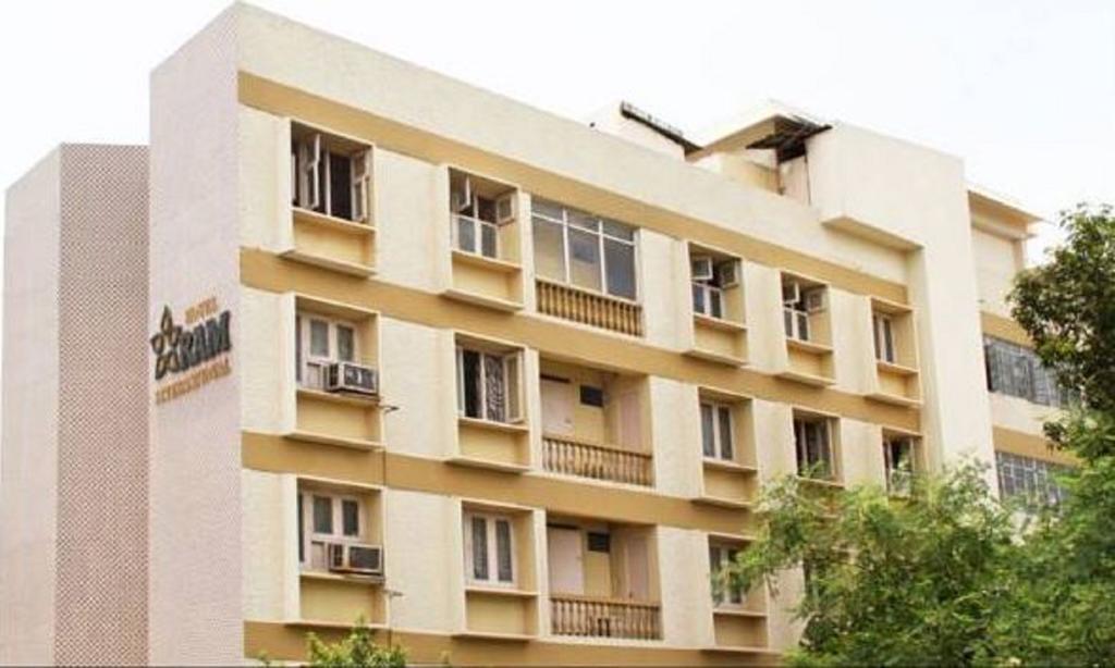 פונדיצ'רי Hotel Ram International מראה חיצוני תמונה
